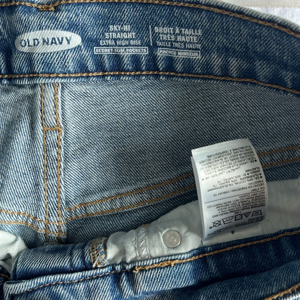 Old navy sky-hi straight extra high rise jeans - Picture 5 of 6